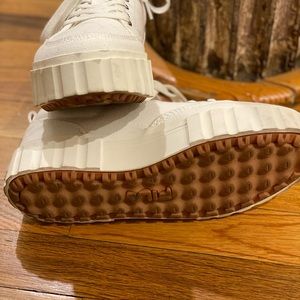 Women's Sandblast Low Lifestyle Sneakers 7.5 WHITE